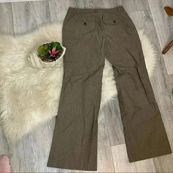 Nwot Ann Taylor Loft brown pinstripe Julie trouser pants 8 or m - Picture 4 of 10